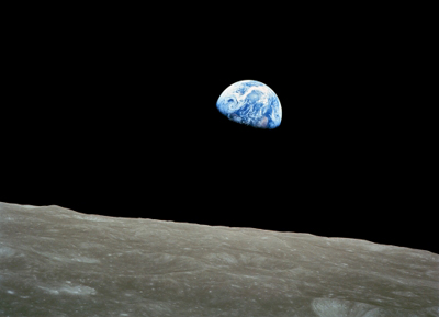 Foto der Erde vom Mond aus gesehen